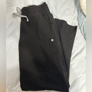 Figs high waisted Dowa scrub pants - black